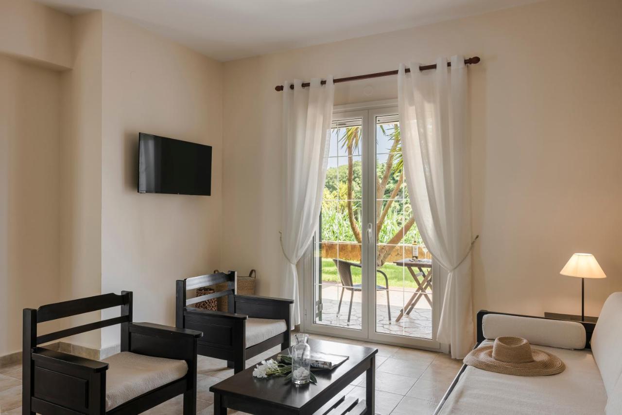 Theros Retreat Спартия Экстерьер фото